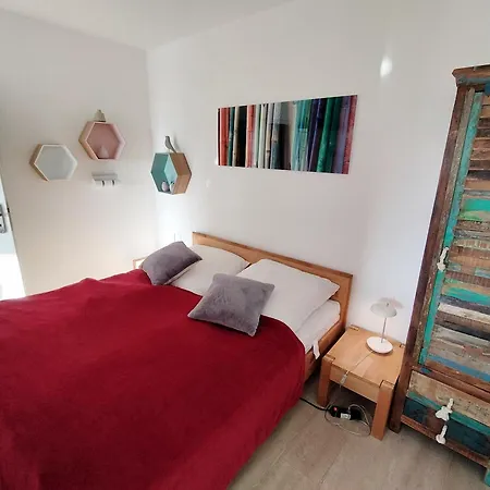 N07-012 * Heiligenhafen