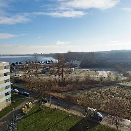 N07-012 * Heiligenhafen